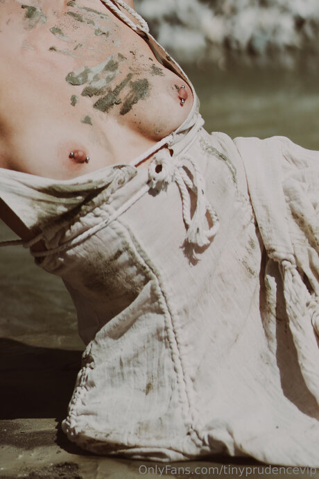 Tinyprudencevip estrella foto