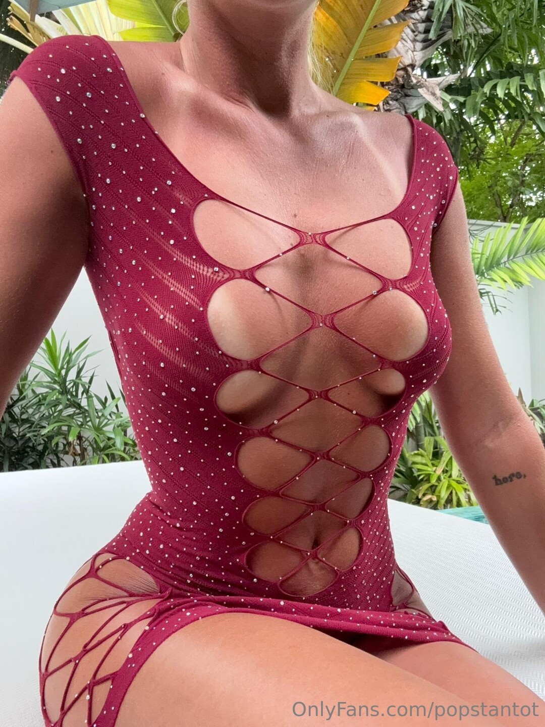 Popstantot perfect model gallery