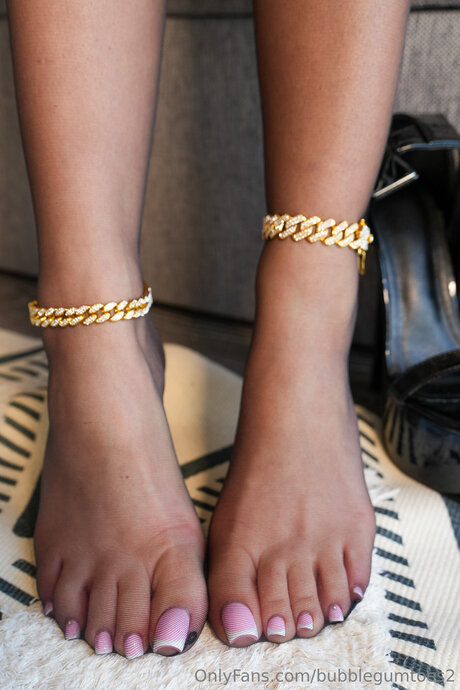 Bubblegumtoes2 actriz desnuda imágenes