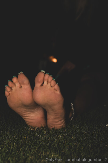 Bubblegumtoes2 xxx étoile img