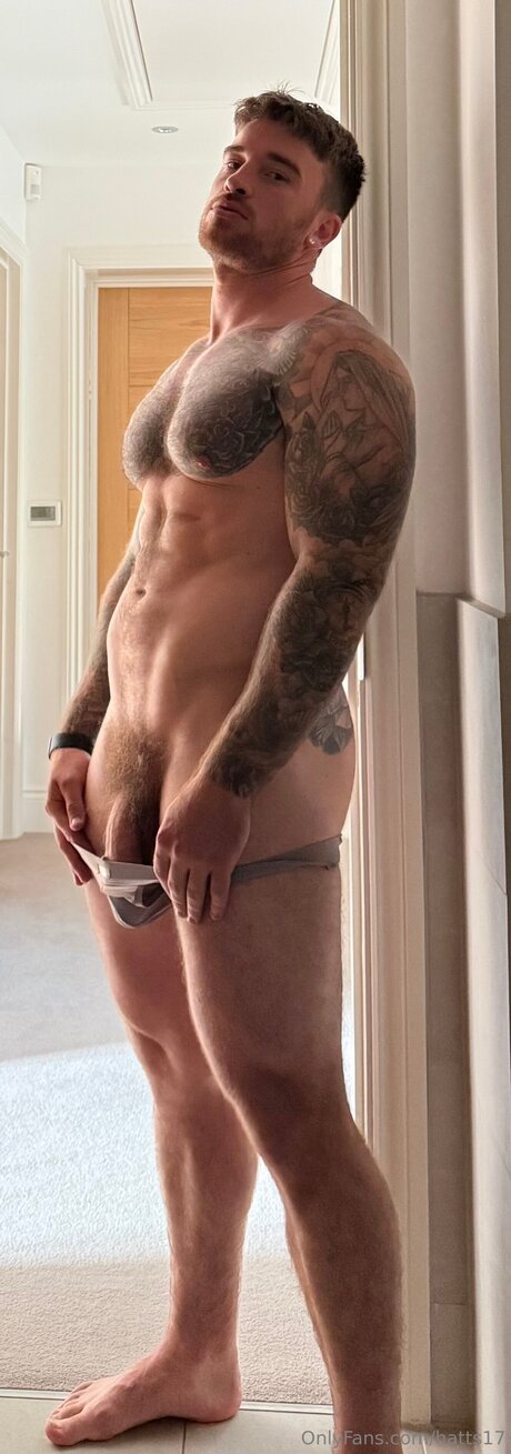 Hatts17 modelo exclusivo fotos