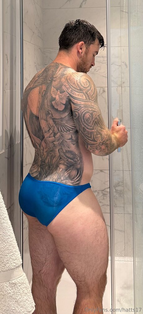 Hatts17 actrice nue des photos