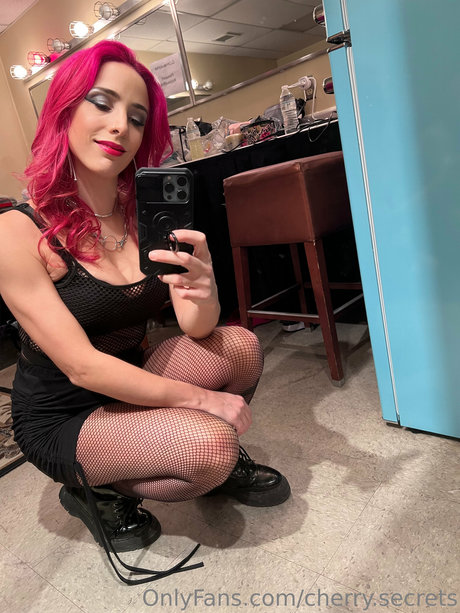 Cherry Love_ desnudos de estrellas porno galería