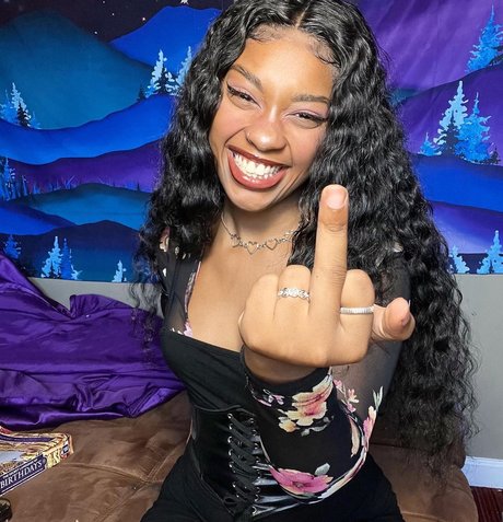 Little Me linda estrella galería