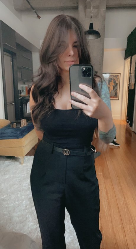 Crystal creeps model adult pics