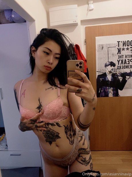 Asianninavip xxx model image