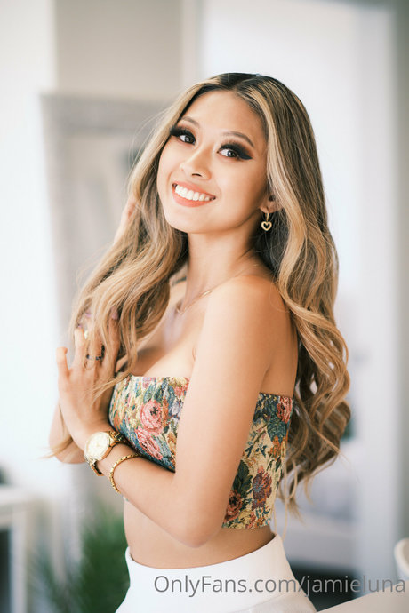 Jamie Luna buena estrella porno imagen