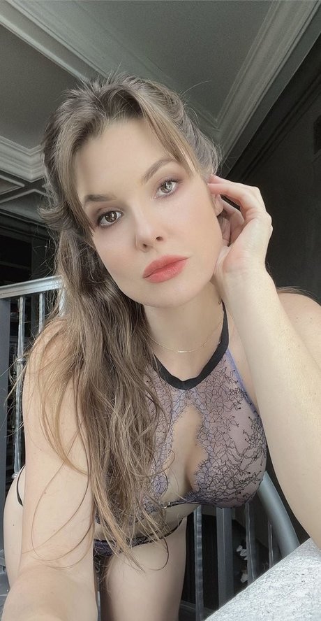 Amanda Cerny art star du porno img