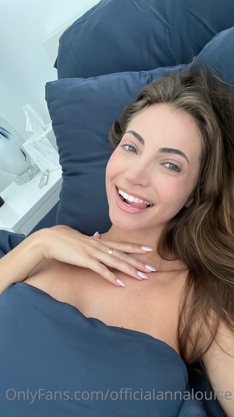 Anna Louise Image de profil