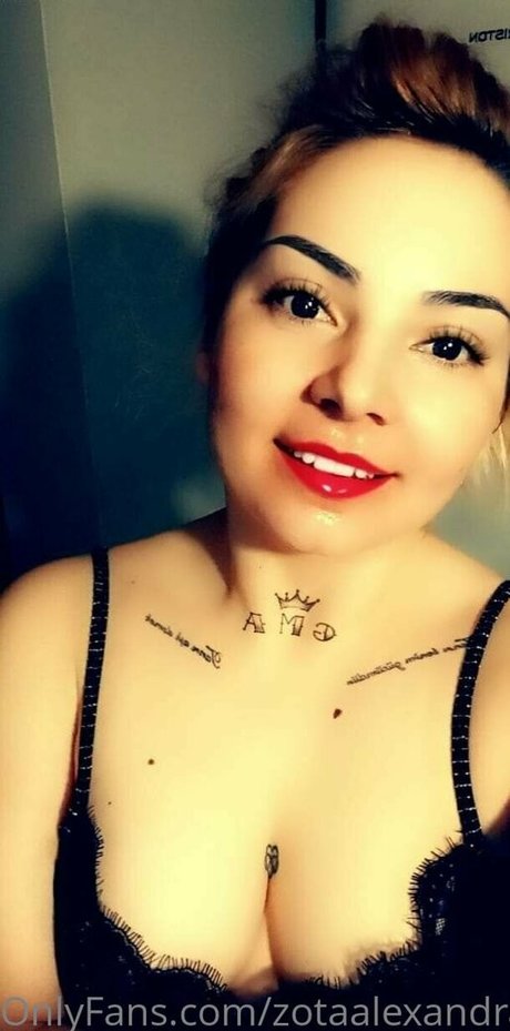 zotaalexandra star du porno sexy images