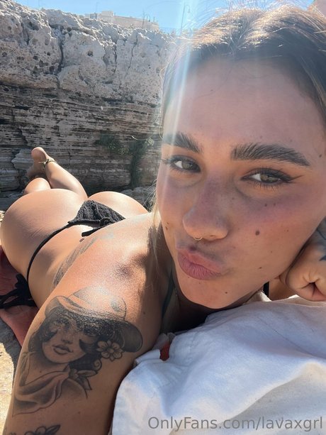 Lavagrll Lavaxgrll star naked images