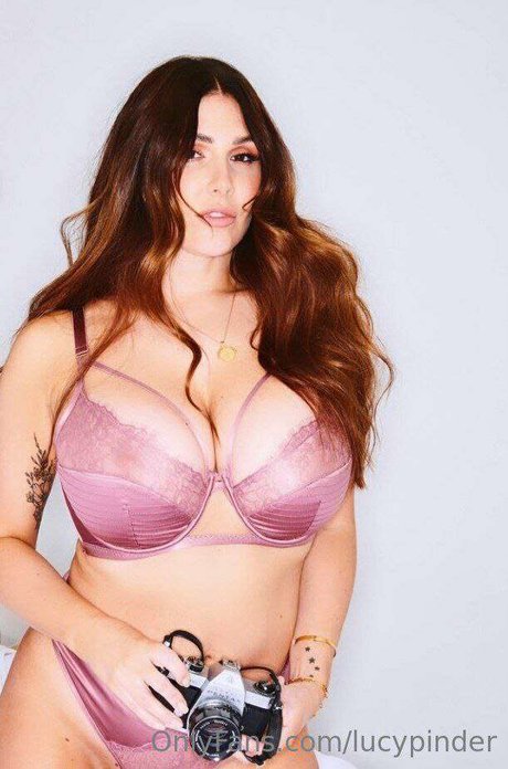 Lucy Pinder star xxx pictures