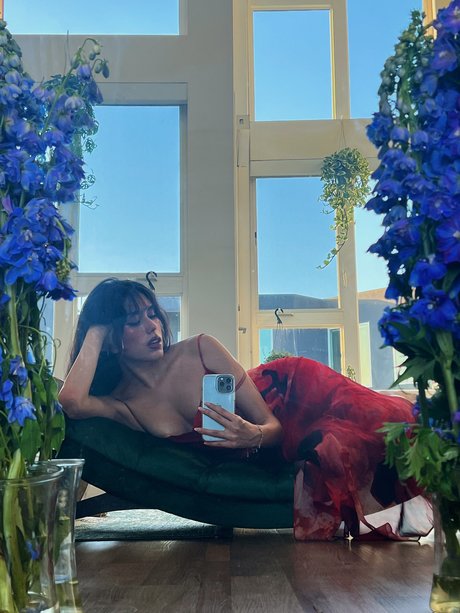 _Valeria Vixen star sexy pic