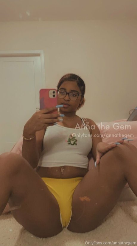 annathegem estrella hermosa galerías