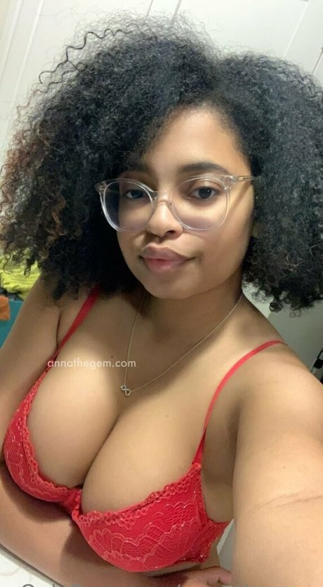 annathegem bonita actriz imagen