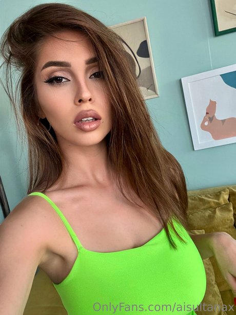 Aisux Aisultanax actriz porno recopilación