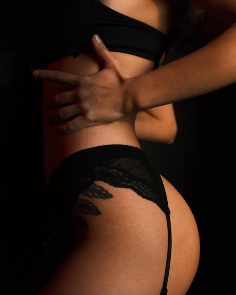 Aisux Aisultanax top model photo