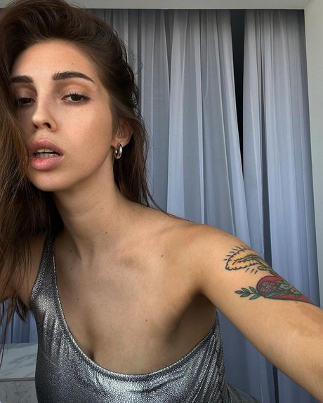 Aisux Aisultanax jolie étoile photo