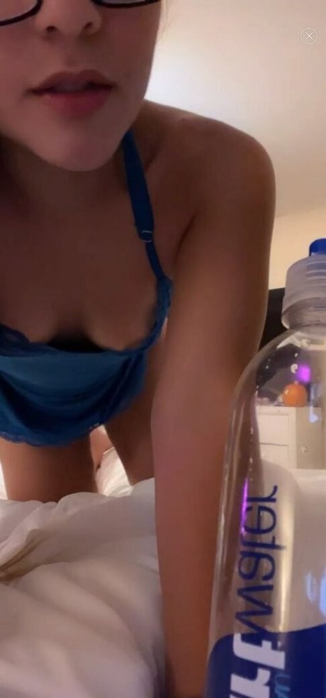 Alahnaly estrella porno bonita imágenes