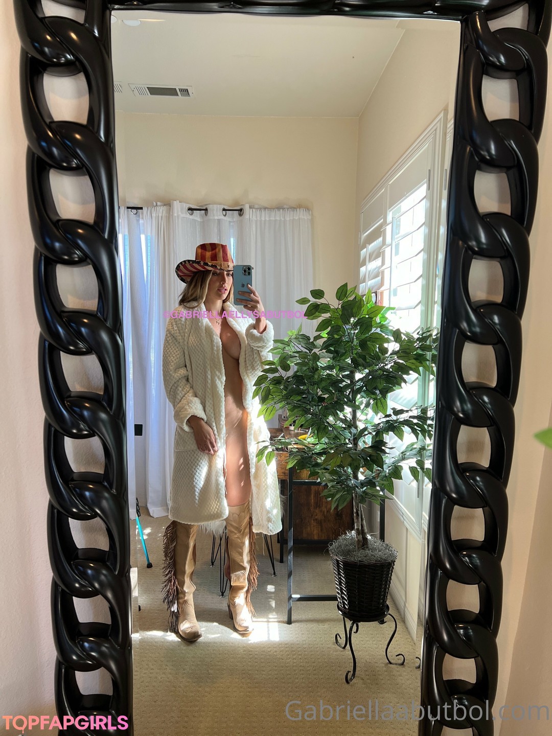 Gabriella Ellyse pretty model pics