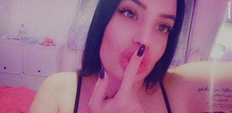 Alexa ddoficial modelo perfecto imágenes