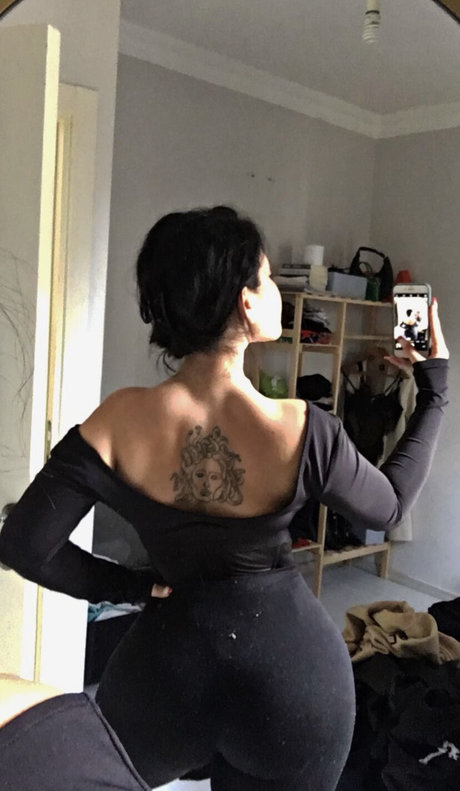 Benhaze44 actriz de alta definición imágenes