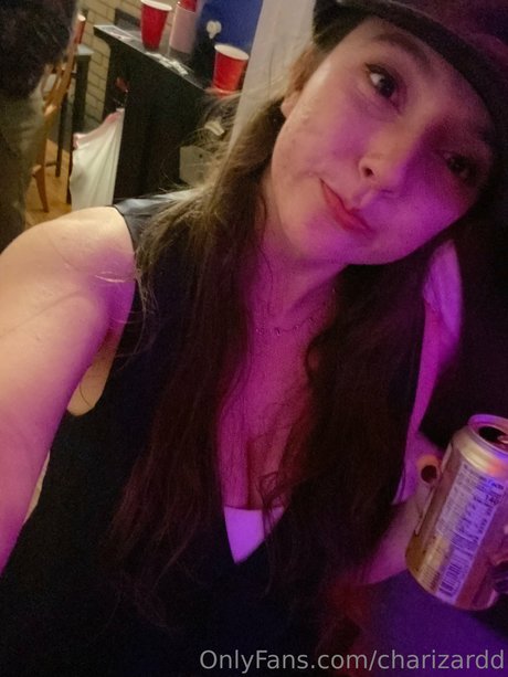 Charizard modelo fotos