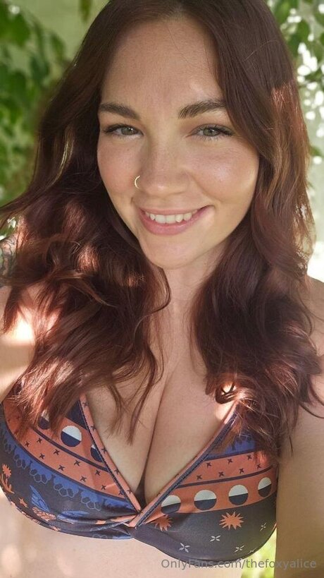 Thefoxyalice étoile images