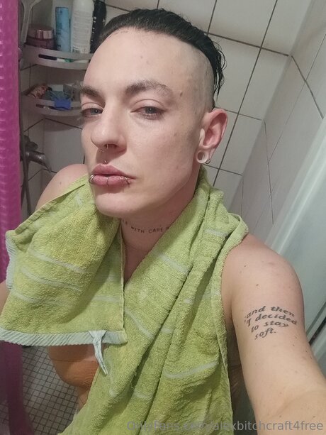 Alexbitchcraft4free étoile magnifique photo