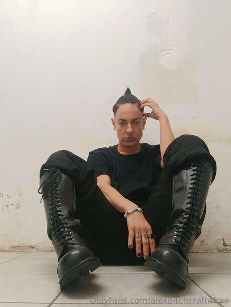 Alexbitchcraft4free modelo caliente recopilación