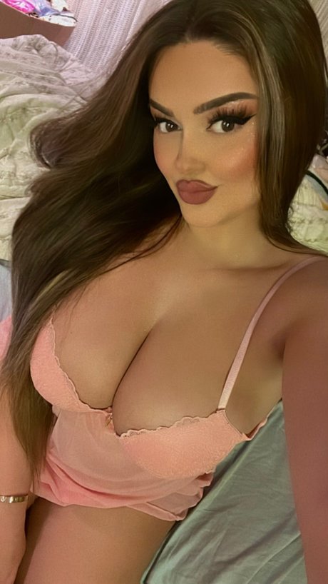 Encaofficial Enca Haxhia actrice sexy des photos