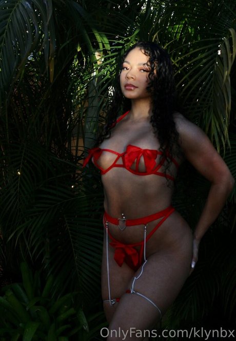 Koryanna Beavers actriz atractiva galerías