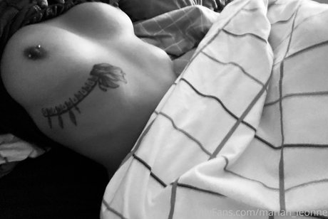 Mariah Leonne sexo modelo archivo