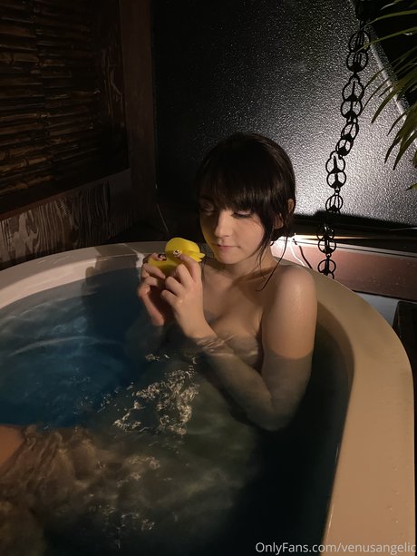 Venus Angelic estrella porno xxx imágenes