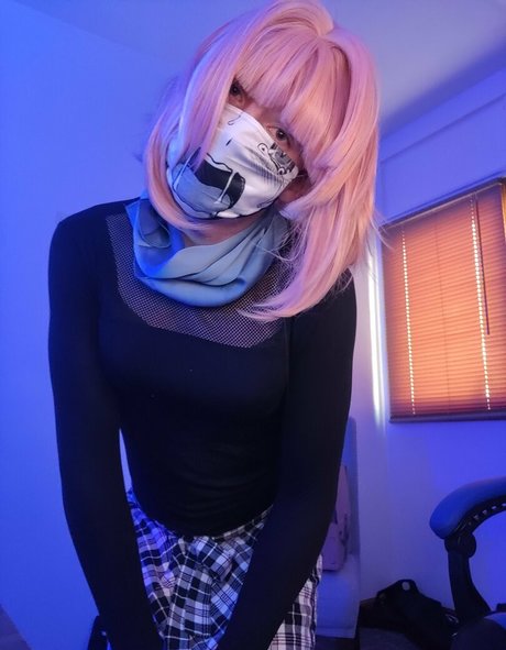 zombiebait24 bonita estrella porno foto