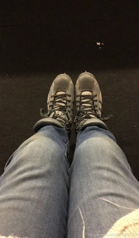 Zoeyt123 modèle chaud des photos