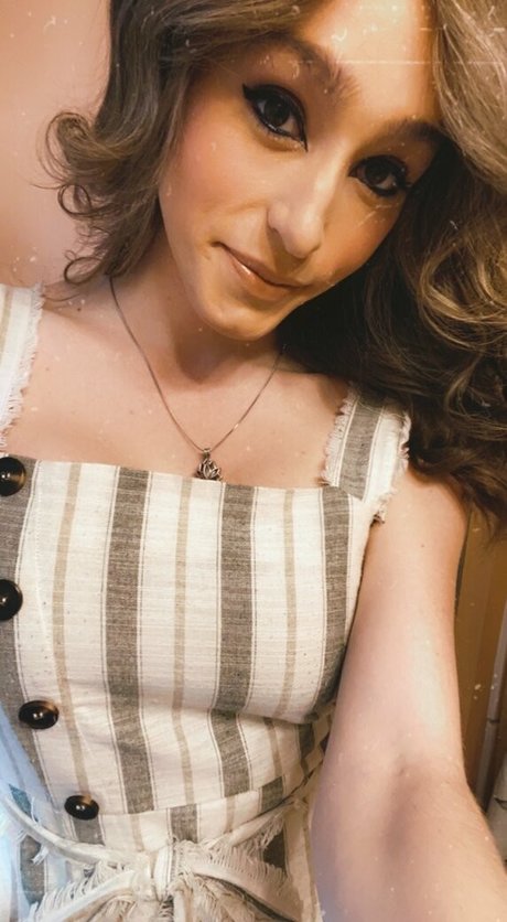 Zoeyt123 modèle gratuit des photos