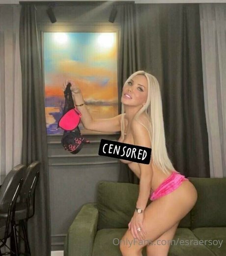 Esra Ersoy estrella de alta definición archivo