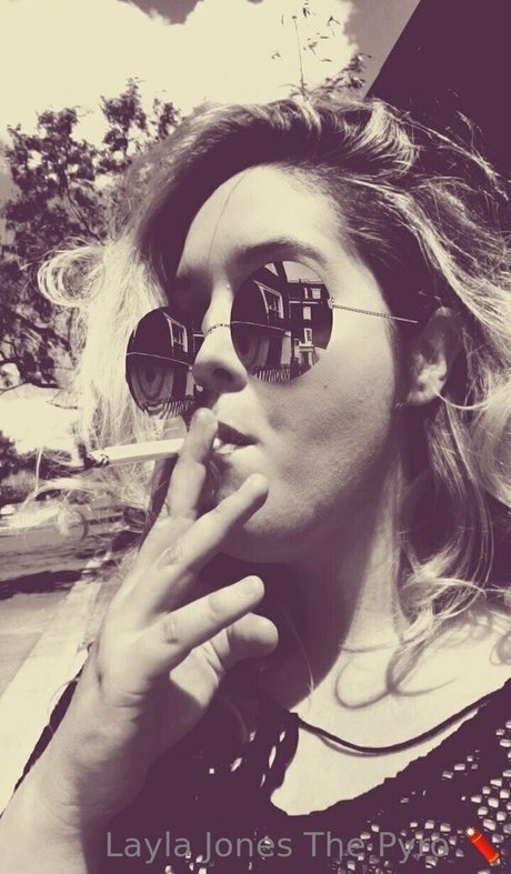 Layla Jones estrella del arte galería