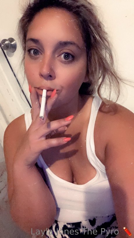 Layla Jones actriz erótica fotos