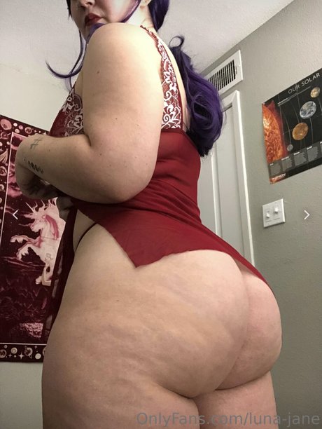 Luna Jane sex model pic
