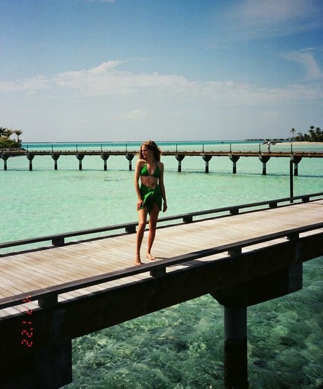 Zoey Deutch estrella recopilación