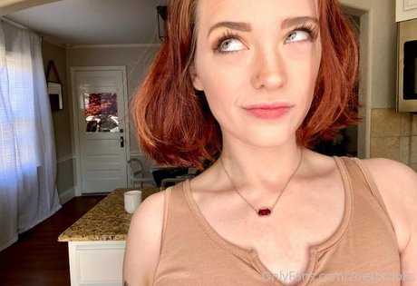 Zoeybrooks art model galleries