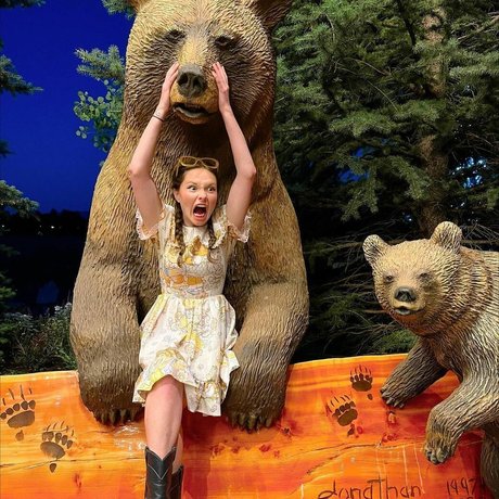 Zoe Colletti arte estelar recopilación