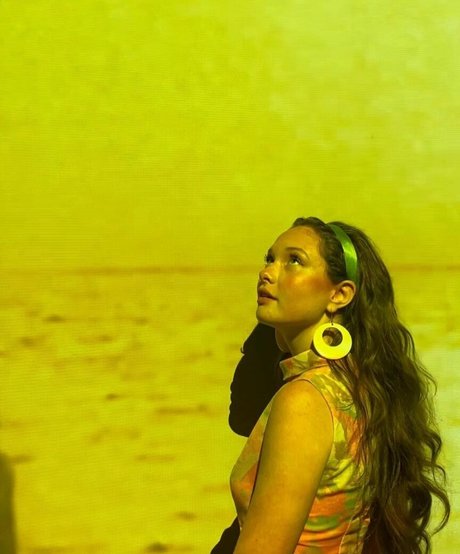 Zoe Colletti hermosa estrella porno imágenes