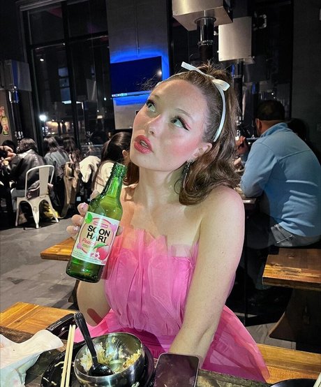 Zoe Colletti star du porno exclusive collection