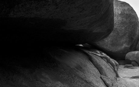 Aline Hirth modelo de alta definición imagen