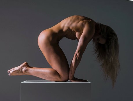 Aline Hirth belle actrice images