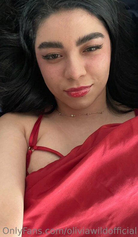 oliviawildofficial art étoile galeries