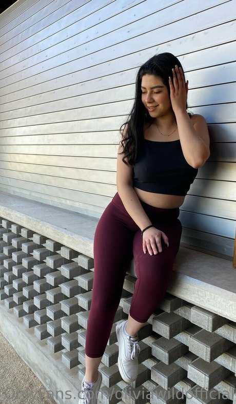 oliviawildofficial estrella porno atractiva imagen